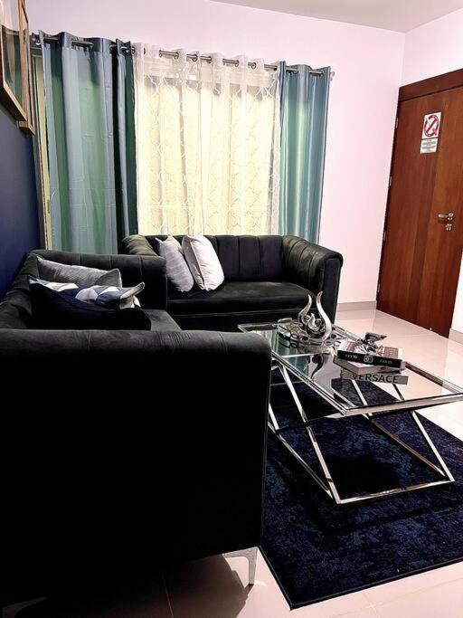 Appartamento Outstanding Pent House W/Jacuzzi Santiago De Los Caballeros Esterno foto