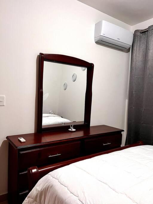 Appartamento Outstanding Pent House W/Jacuzzi Santiago De Los Caballeros Esterno foto