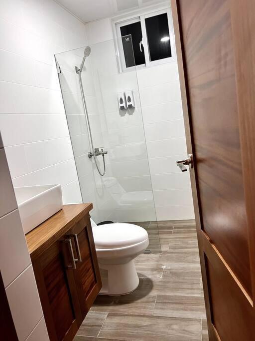 Appartamento Outstanding Pent House W/Jacuzzi Santiago De Los Caballeros Esterno foto