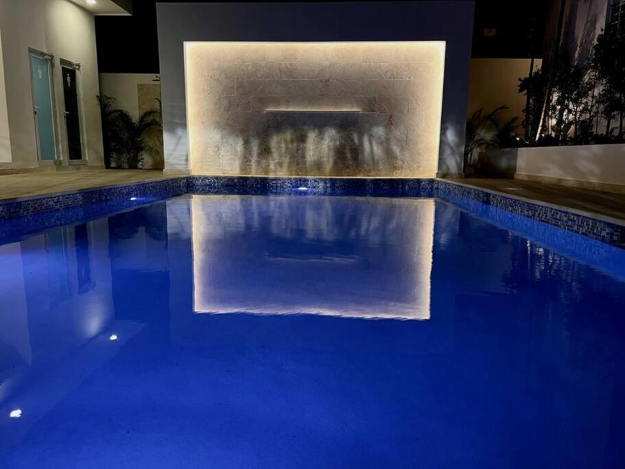 Appartamento Outstanding Pent House W/Jacuzzi Santiago De Los Caballeros Esterno foto